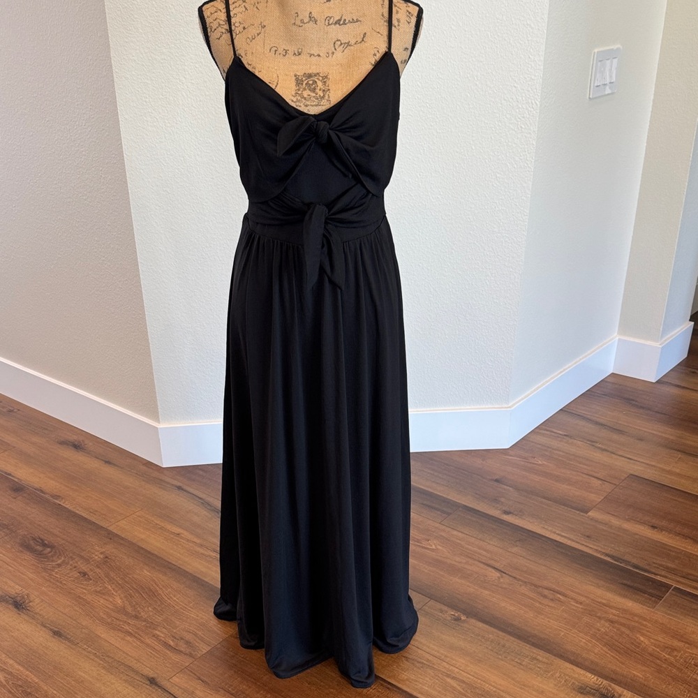 Elegant Black Maxi Dress